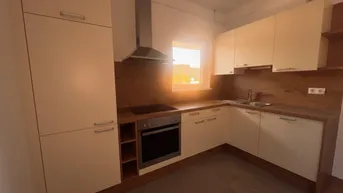 Expose helle 4-Zimmer-Wohnung mit 2 Balkonen, 2 Bädern & neuer Küche – barrierefrei, zentrumsnah & top angebunden!