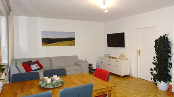 Expose Renovierte 2-Zimmerwohnung mit großzügiger Loggia im Nobelviertel Salzburg-Leopoldskron