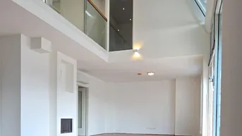 Expose Lichtdurchflutete Maisonette (klimatisiert) mit Terrasse und Pool