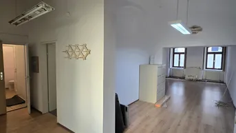 Expose ~ 200 m² klimatisierte Bürofläche im EG (teilbar)
