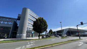 Expose STAU-FREI erreichbare Showroom-, Verkaufs- und Büroflächen mit bester Sichtbarkeit - Himmelreich.