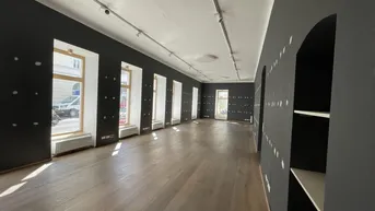 Expose Geschäftslokal, Showroom oder Büro beim Zentaplatz