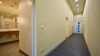 Expose Gastrofläche im Andromeda Tower!