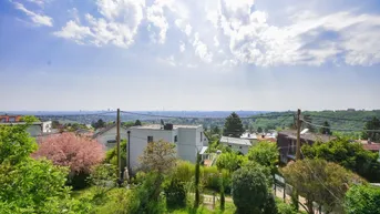 Expose Grünes Paradies am Heuberg – Sonniges Grundstück mit herrlichem Wienblick