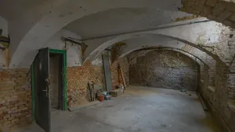 Expose Souterrain-Lager im 16. Bezirk