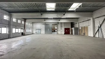 Expose Großzügige Lagerhalle samt Büro
