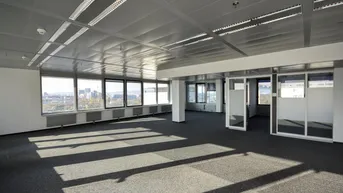 Expose Modernes Arbeiten im Ares Tower!