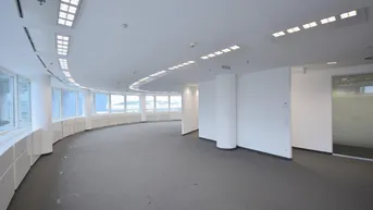Expose Modernes Arbeiten im Andromeda Tower!