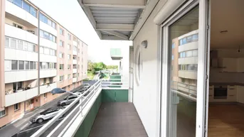 Expose Schöne 2-Zimmer-Wohnung mit Loggia in Donaunähe