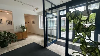 Expose Erstbezug | Rohbau-Büro im Dachgeschoss mit Gestaltungsspielraum