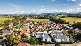 Expose Landliebe in Fischlham | Exklusives Penthouse mit Südterrasse &amp; Ausblick auf Schloss Bernau – Mietwohnungen | Top 19