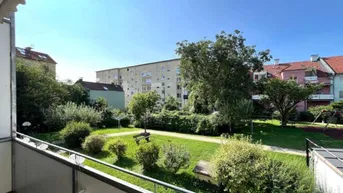 Expose Moderne, sehr schöne 4 - Zimmerwohnung mit großem Südbalkon, ruhiger grüner Innenhof &amp; Tiefgarage!