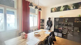 Expose Graz: Charmante Altbau-4-Zimmer-Wohnung – Großzügiger Wohnkomfort mit moderner Kochinsel und Balkon - vermietet bis 31.05.2026!