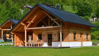 Expose Wo Natur berührt und Ruhe zuhause ist – stilvolles Holzhaus am Grünen See, zur Eigennutzung oder als Investment