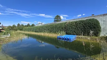 Expose Doppelhaushälfte mit Badeteich, Sonne und Ruhe!!