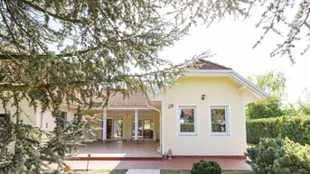 Expose Bungalow mit großem Garten