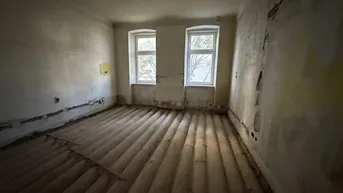 Expose UNSANIERTE ALTBAUWOHNUNGEN NÄHE AUGARTEN!