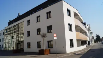 Expose Ruhige 2-Zimmer-Wohnung im Zentrum mit 30 (!) m2 Terrasse provisionsfrei