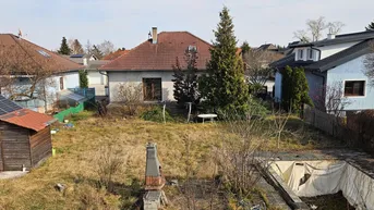 Expose Sehr sanierungsbedürftiges Einfamilienhaus mit top Grundstück in Kottingbrunn