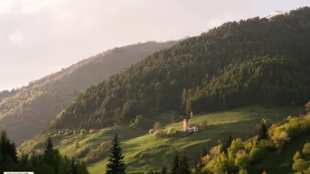 Expose Grünland mit Zukunftswert in Aussichtslage