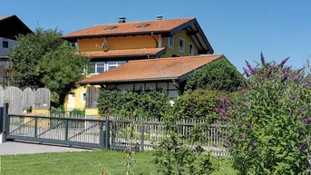 Expose Traumhaus nahe dem Mattsee: 6 Zimmer, Wintergarten, Carport – Ihr neues Zuhause wartet!
