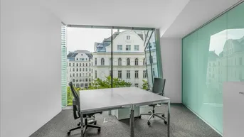 Expose All-inclusive-Zugang zu professionellen Büroräumen für 2 Personen in Regus Flybridge 