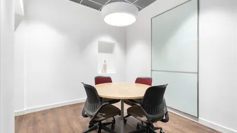 Expose Privater Büroraum für 1 Person in Regus Promenade 