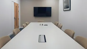 Expose Großraumbüros für 10 Personen in Regus Hall Haus