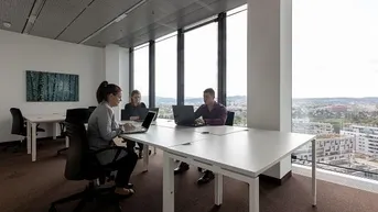 Expose Privater Büroraum für 5 Personen in Regus Twin Towers 