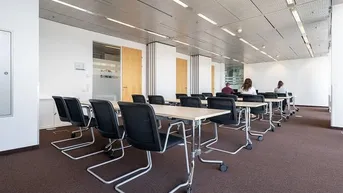 Expose Großraumbüros für 10 Personen in Regus Twin Towers 