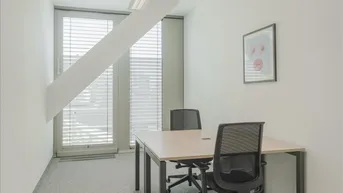 Expose All-inclusive-Zugang zu professionellen Büroräumen für 2 Personen in Regus Icon Tower