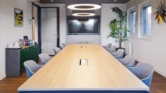 Expose Privater Büroraum für 4 Personen in Regus Airport West 