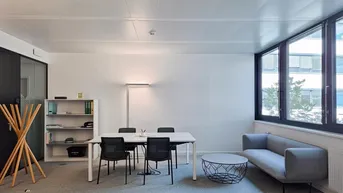 Expose Privater Büroraum für 5 Personen in Spaces Square One​​