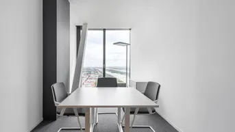 Expose All-inclusive-Zugang zu professionellen Büroräumen für 4 Personen in Regus DC Tower