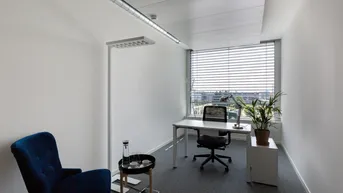 Expose All-inclusive-Zugang zu professionellen Büroräumen für 2 Personen in Spaces Vienna, Schwarzenbergplatz