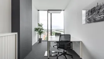 Expose Privater Büroraum für 3 Personen in Regus Modepark Röther