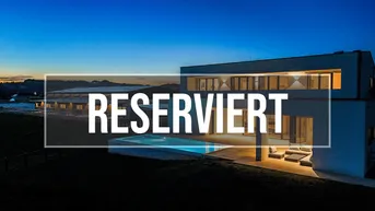 Expose !!! RESERVIERT !!! LUXUSVILLA MIT EXKLUSIVEM PFERDESTALL AUF IDYLLISCHEN 27.760 M. GRUNDSTÜCK, MIT HOCHMODERNER PHOTOVOLTAIKANLAGE (324 KWP)