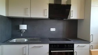 Expose 3-Zimmer-Dachgeschosswohnung mit Balkon und herrlicher Aussicht ab sofort zu mieten