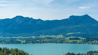 Expose LUXUSVILLA mit einzigartigem Mondseeblick