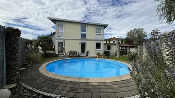 Expose Schönes Einfamilienhaus mit Pool in ruhiger Lage