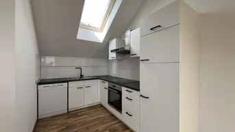 Expose Großzügige 6-Zimmer-Wohnung mit Option auf zwei separate Einheiten