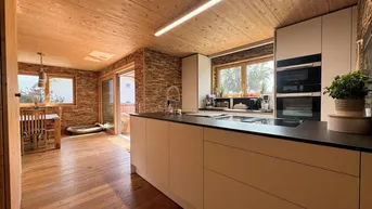 Expose Ihr Traumhaus mit Pool in Schlins wartet!