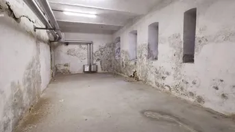 Expose Lagerfläche beim Schwarzenbergplatz