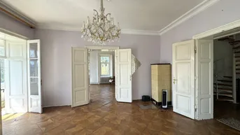 Expose Ein Ort zum Aufatmen – Villa mit Blick über Natur &amp; Reben! VB!