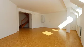 Expose *Komplett sanierter Erstbezug+ Helle + ruhige + 3 Zimmer + Dachgeschoss Maisonette + Klimaanlage+ in renoviertem Jahrhundertwendehaus + 4.Liftstock+ Kellerabteil +U4 Friedensbrücke+  Augartennähe+  Donaukanal+ Straßenbahnlinen 5,33 Walleinsteinstraße, D*