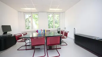 Expose Modernes Büro 545m² , 10 Räume auch noch auf zusätzliche Räume aufteilbar, Teeküche, Toiletten, optionale PKW Stellplätze, optionaler Keller