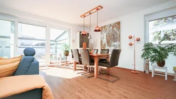 Expose WIE NEU ! Exklusives Reiheneckhaus TOP Ausstattung inkl. mit POOL in idyllischer Ruhelage – Perfekt für Paare &amp; Familien, VOLLAUSSTATTUNG !