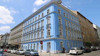 Expose *Helle * ruhige * Dachgeschoss Maisonette* 360 Grad online TOUR * Klimaanlage IC* in renoviertem Jahrhundertwendehaus* Komplett sanierter Erstbezug* 4.Liftstock* Kellerabteil*