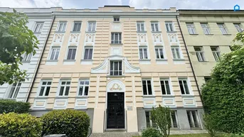Expose Anlegerwohnung in historischem Stil-Albau mit gebliederter Fasssade, Vorgarten, hofseitige Ruhelage, Grünblick