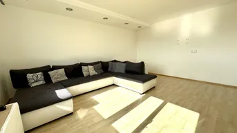 Expose Großzügige 4-Zimmer Wohnung mit Loggia und Fernsicht